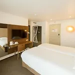 Hotel Campanile Fontainebleau