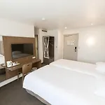 Campanile Hotel Fontainebleau