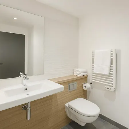 Campanile Hotel 3*