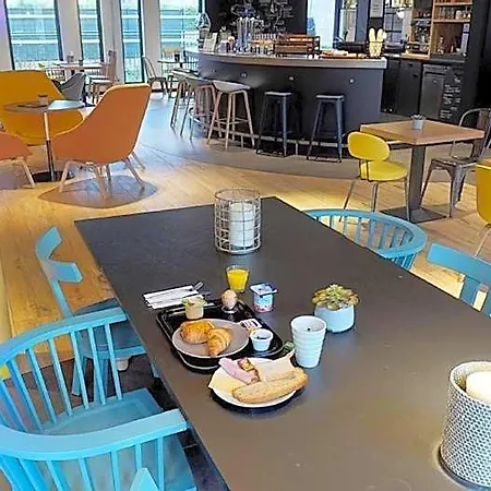 Campanile Hotel 3*