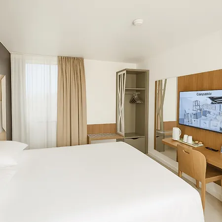 Hotel Campanile Fontainebleau