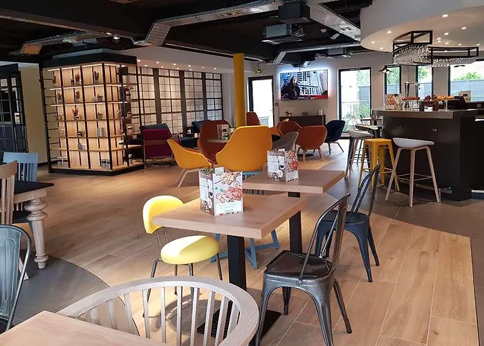 Campanile 3* Fontainebleau