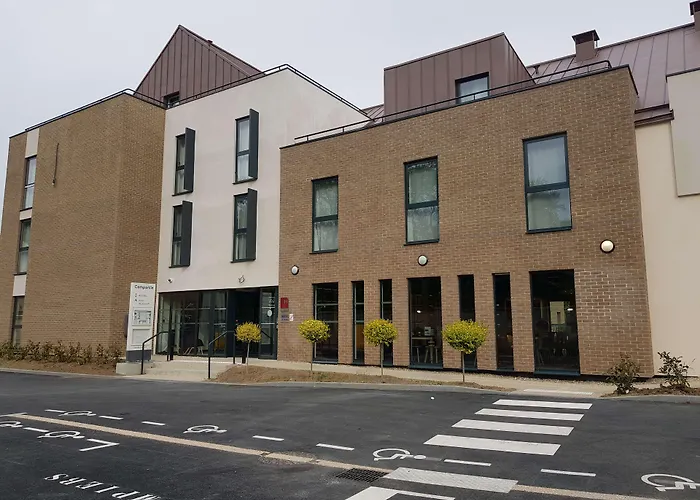 Campanile Hotel Fontainebleau