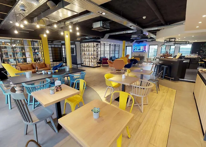 Campanile Hotel Fontainebleau