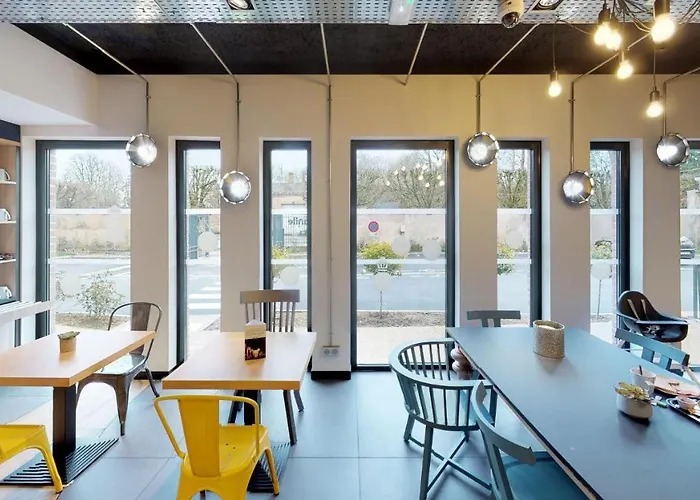 Campanile Fontainebleau